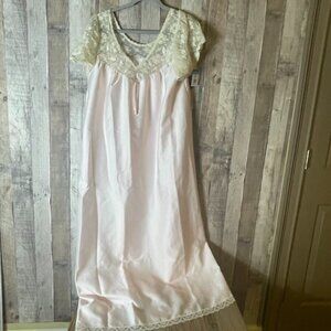Vintage Corhan Nightgown Long Satin Sweep Pink White Chantilly Lace